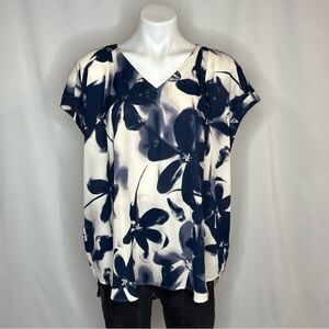 Simply Vera Vera Wang Floral V-Neck Short Sleeve Blouse - Navy & White, XXL